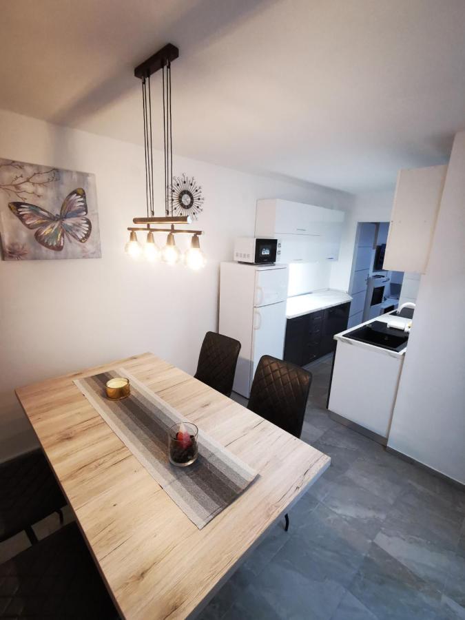 Ema Studio Apartman Karlovac Dış mekan fotoğraf