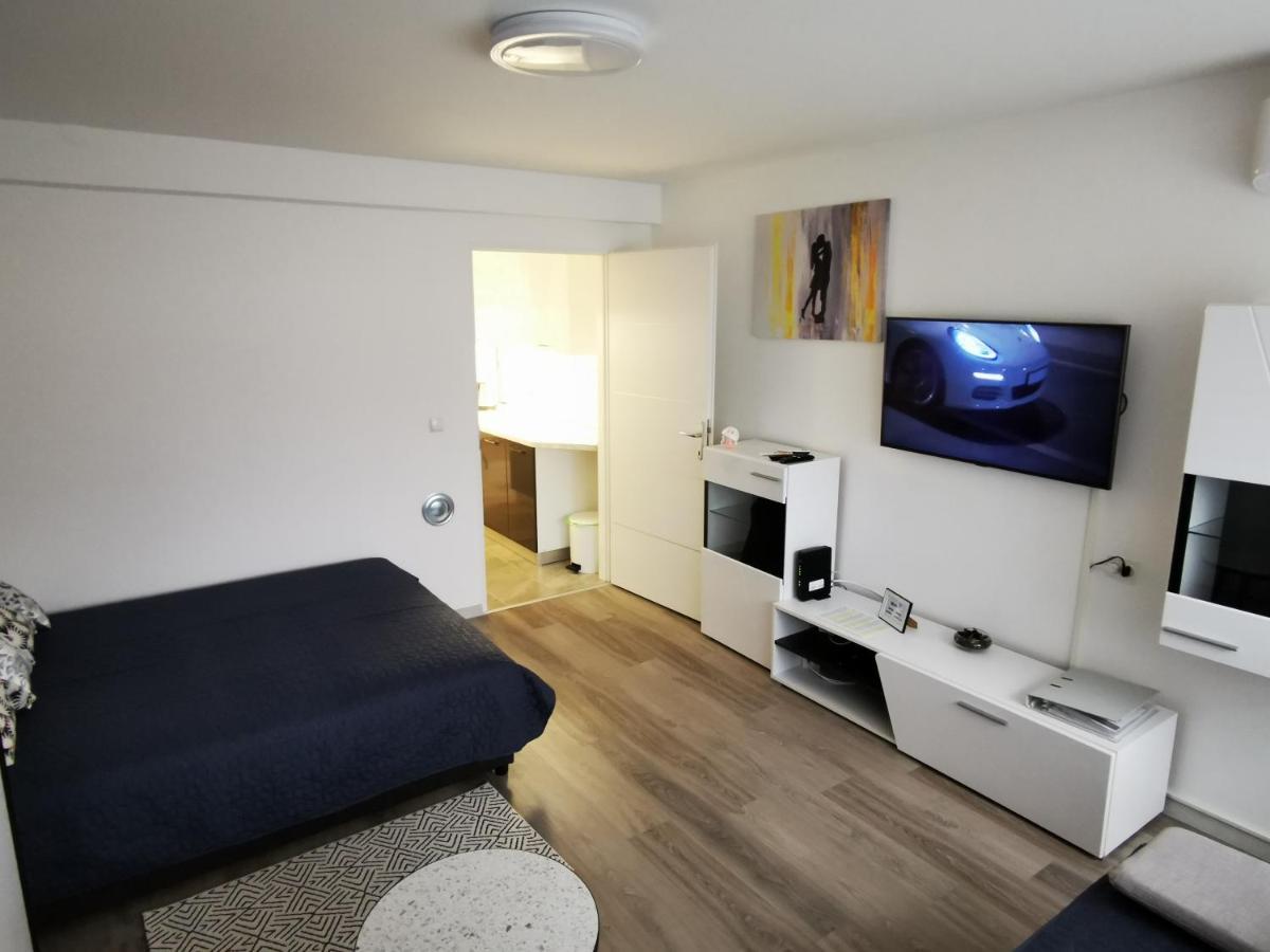 Ema Studio Apartman Karlovac Dış mekan fotoğraf