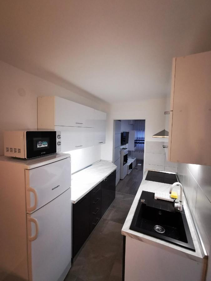 Ema Studio Apartman Karlovac Dış mekan fotoğraf